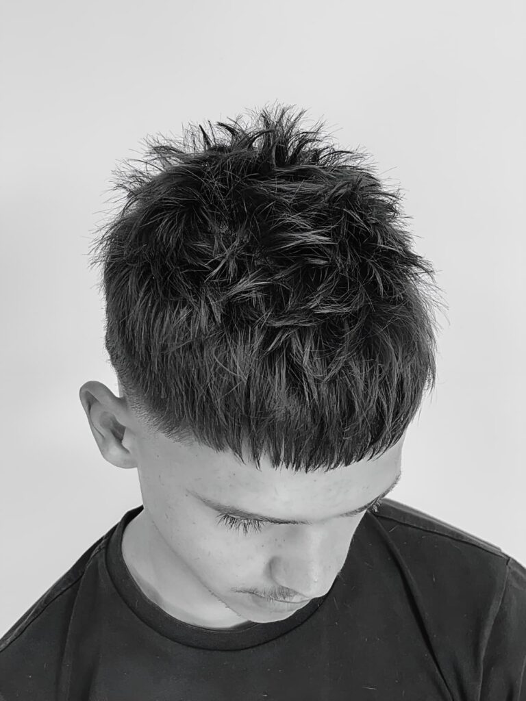 Corte masculino  — Duke Studio Barbearia Guimarães